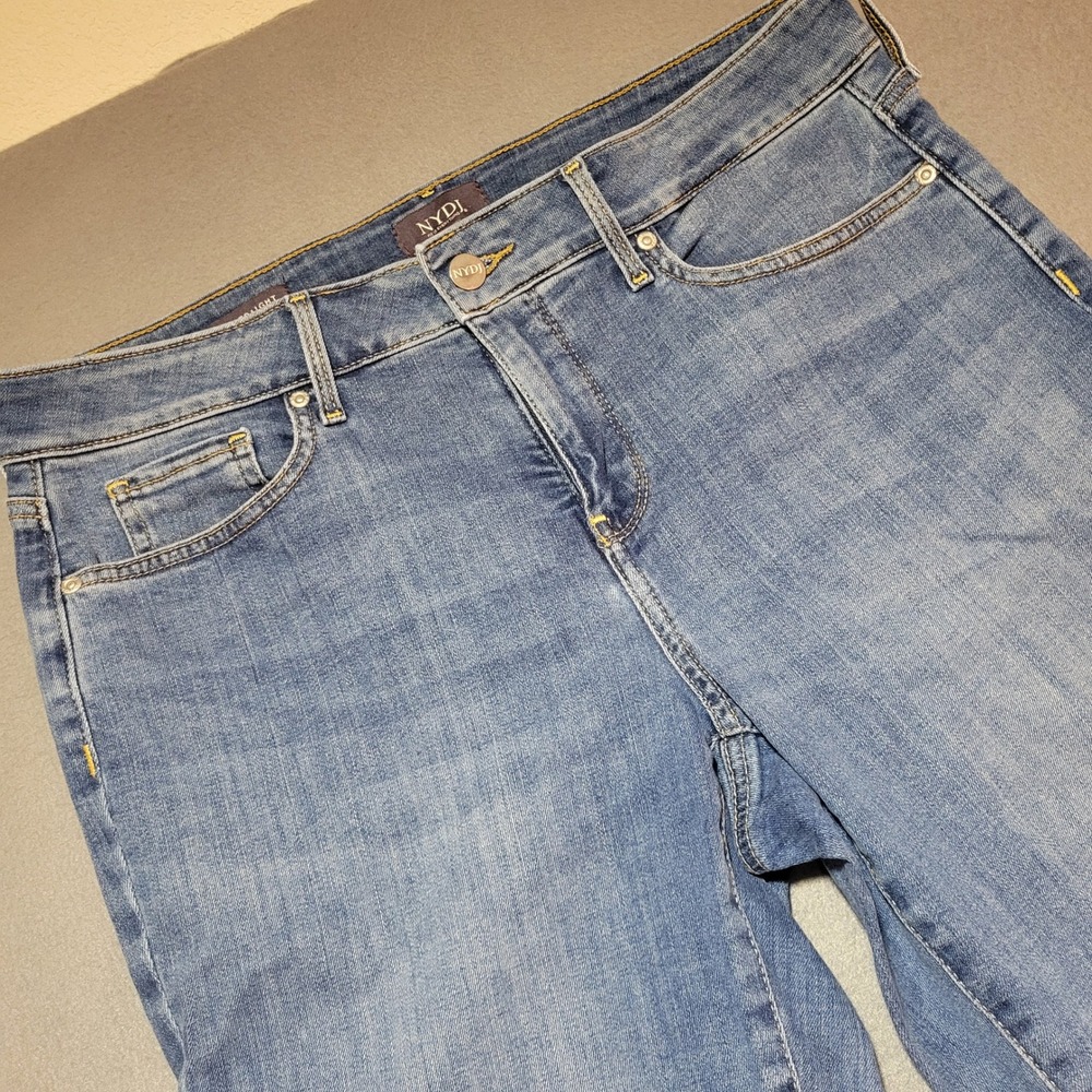 NYDJ Marilyn Straight Leg Jeans Blue Medium Wash Lift Tuck Technology 12P Petite